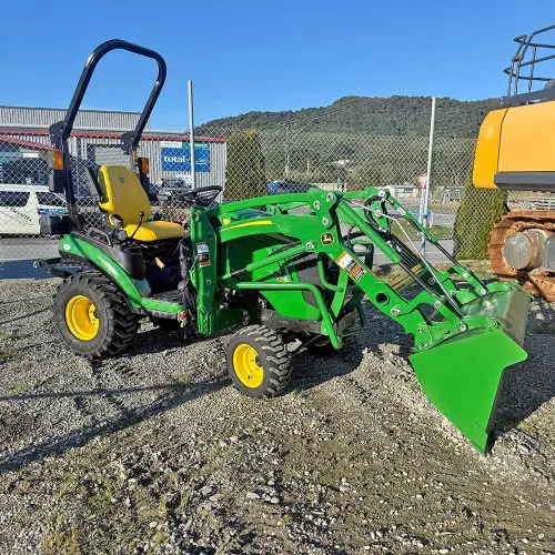 John Deere 1025R