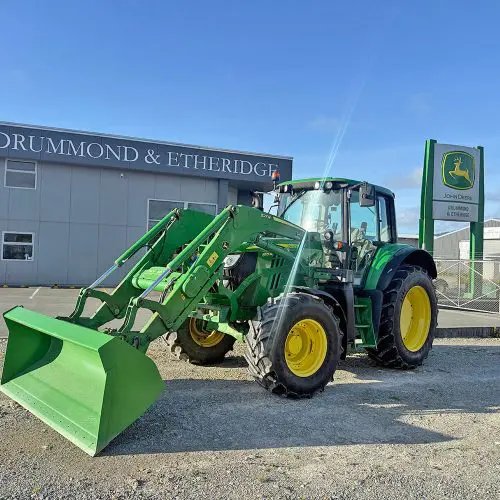 John Deere 6125M