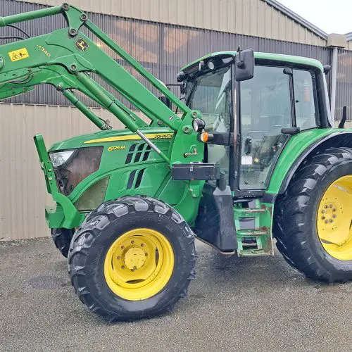 John Deere 6125M