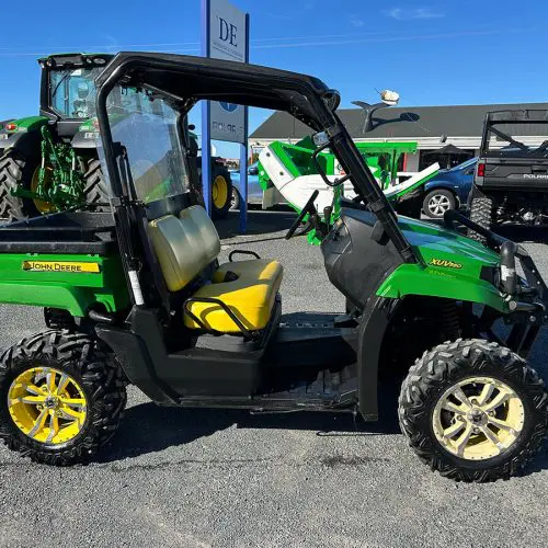 John Deere Gator XUV 560