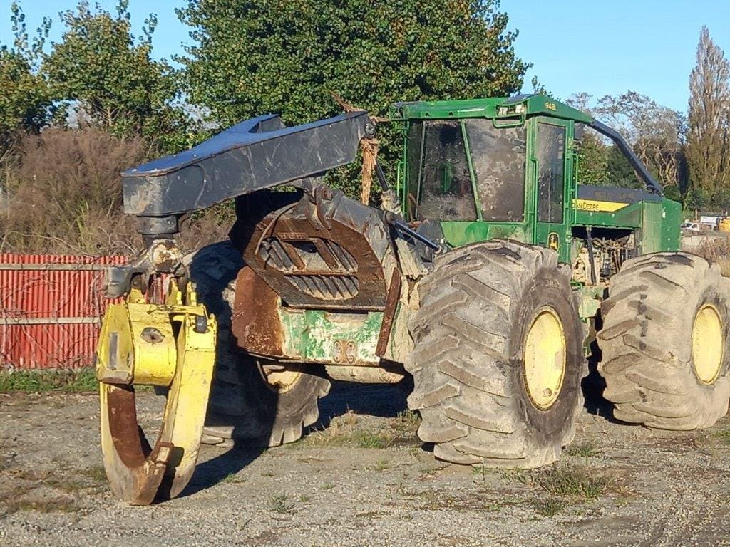 John Deere 948