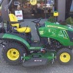 208513-john-deere-1025r-2