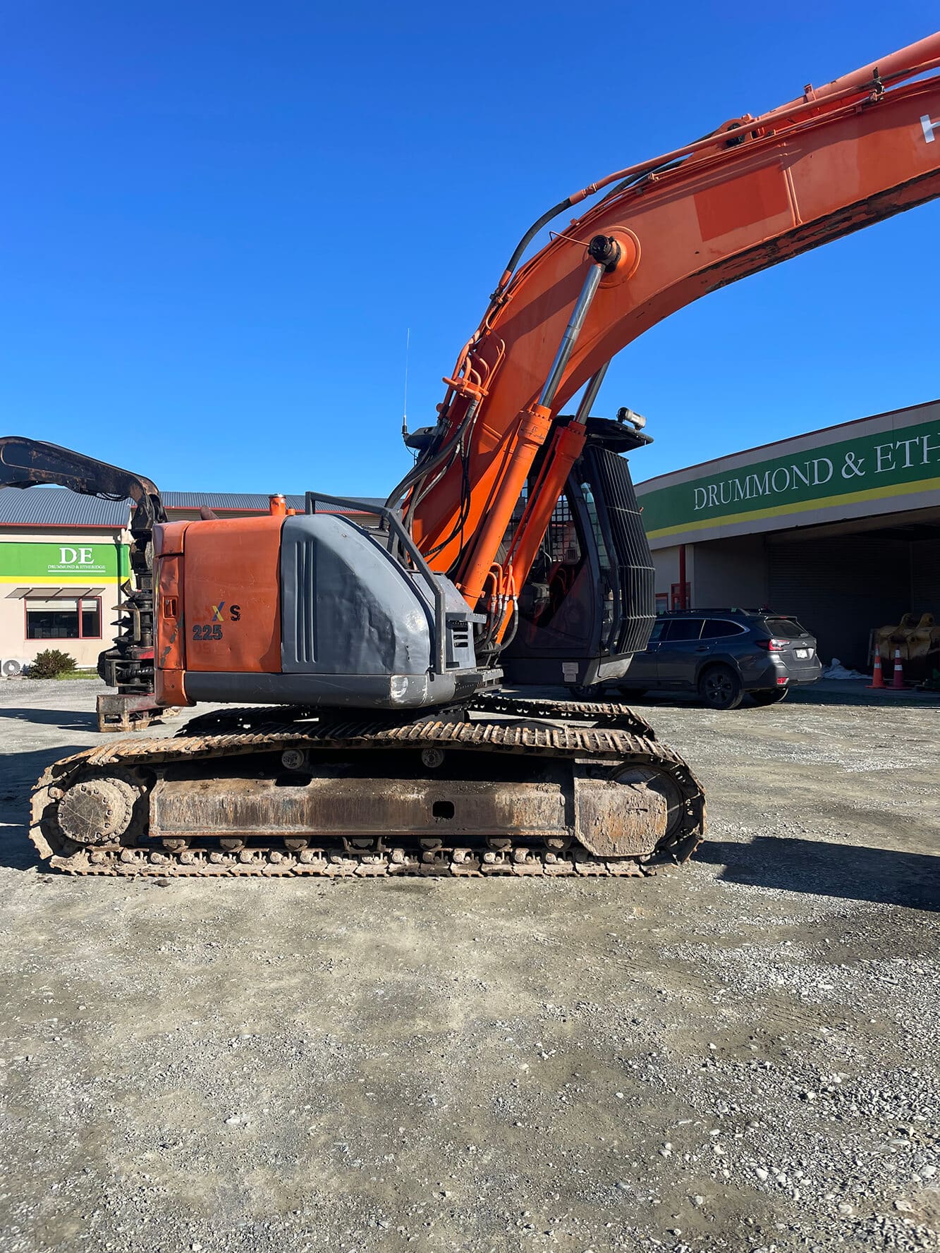 Hitachi ZX225US-3 - Used Equipment - Drummond & Etheridge