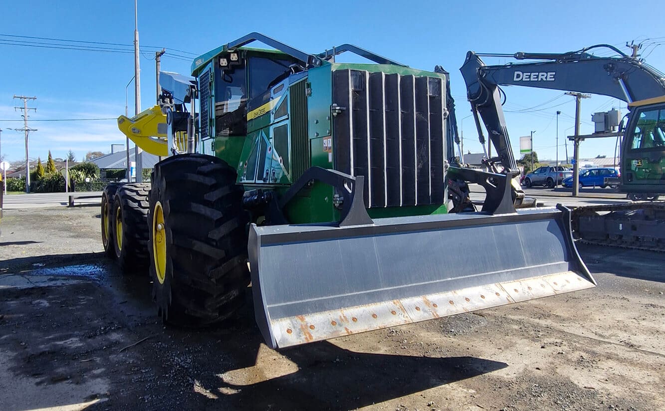 John Deere 768L-II - Featured Stock - Drummond & Etheridge