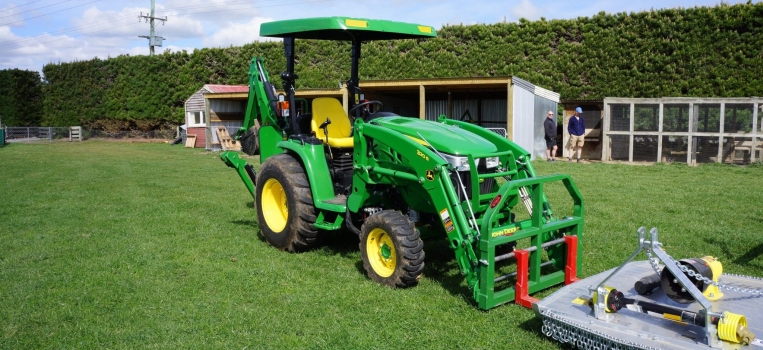 John Deere 3033R Meets The Demands of a Lifestyle Farmer
